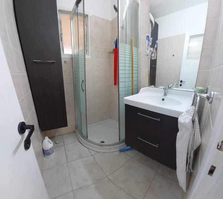 הנביאים 1 נתניה Naveim Apartment Ngoại thất bức ảnh